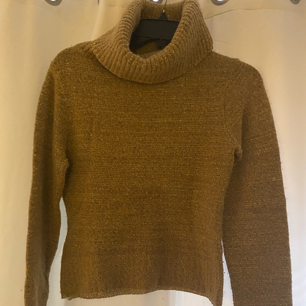 Gold wool turtleneck sweater